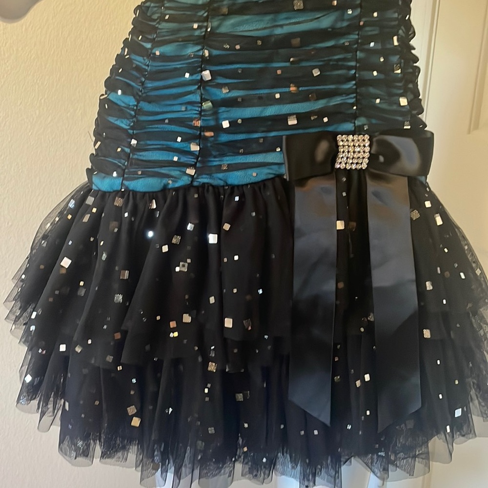 Sparkly & Ruffle Party Dress - Picture 4 of 9